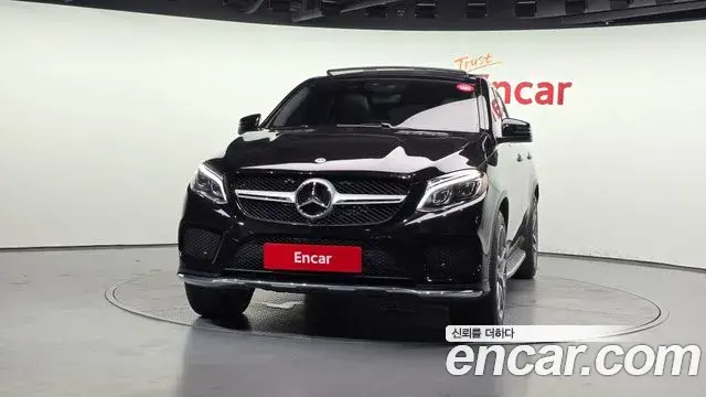 Mercedes-Benz GLE-Class 2018 — Şəkil 1/20