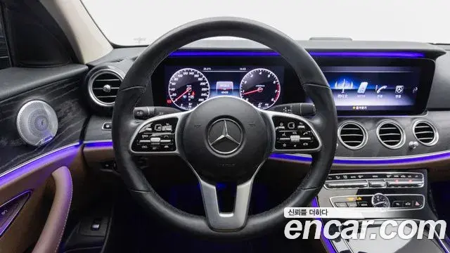 Mercedes-Benz E-Class 2020 — Фото 20/20