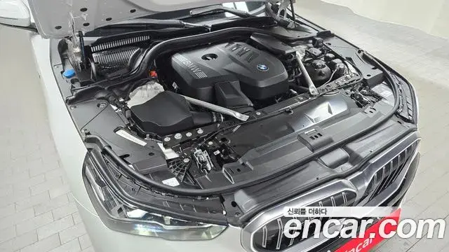 BMW 5 Series 2025 — ფოტო 26/34