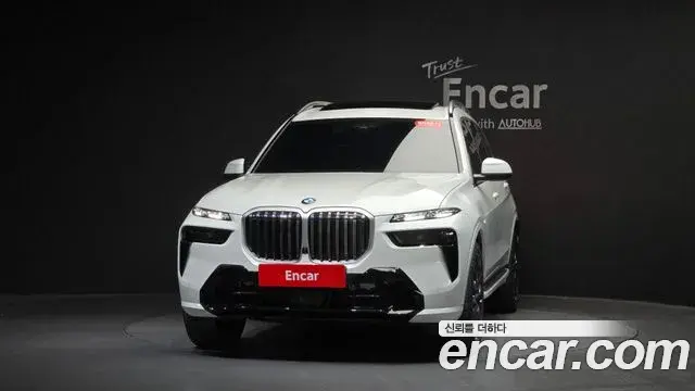 BMW X7 2026 — Şəkil 10/35