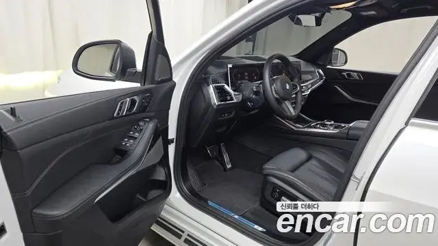 BMW X7 2026 — Şəkil 8/35