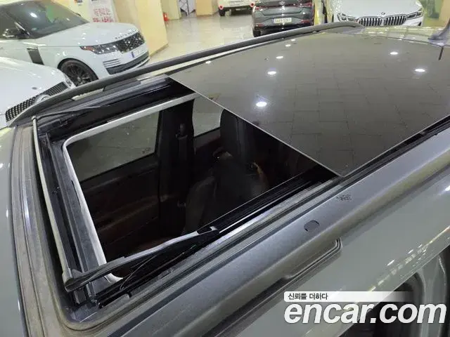 Jeep Renegade 2021 — Şəkil 12/20