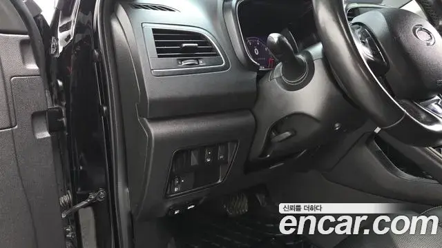 Renault Samsung QM6 2020 — ფოტო 4/37