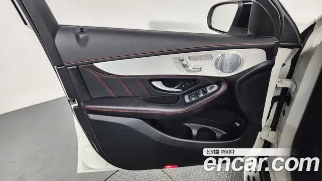 Mercedes-Benz GLC-Class 2018 — ფოტო 3/35