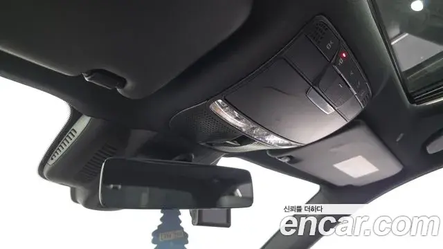 Mercedes-Benz E-Class 2020 — Photo 34/34