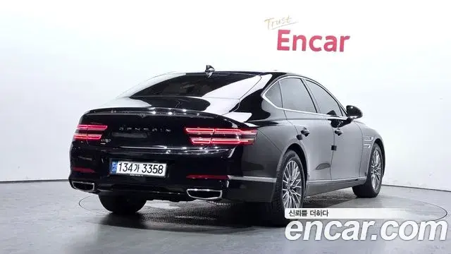 Genesis G80 2020 — Photo 28/34