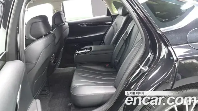 Genesis G80 2020 — Photo 15/34