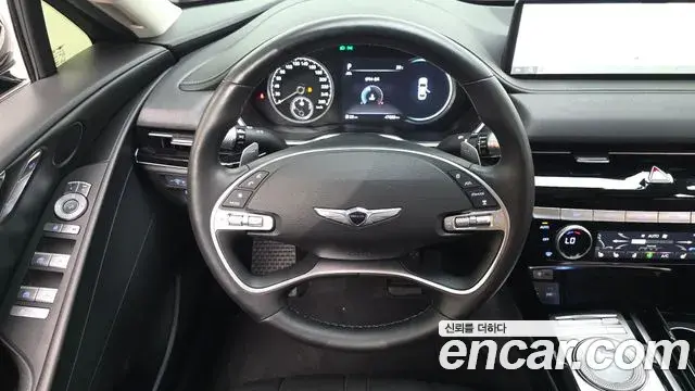 Genesis G80 2020 — Photo 13/34