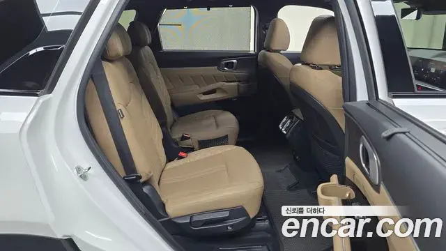 Kia Sorento 2024 — Şəkil 33/37
