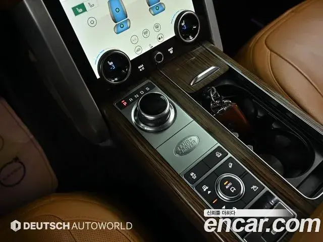 Land Rover Range Rover 2021 — Photo 15/20