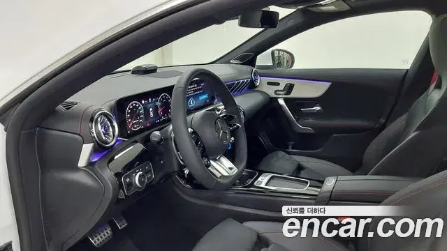 Mercedes-Benz CLA-Class 2025 — Фото 14/18