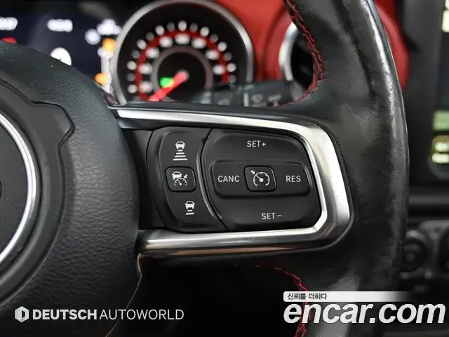 Jeep Wrangler 2019 — ფოტო 16/20