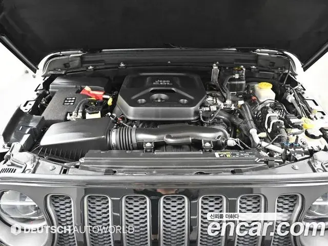 Jeep Wrangler 2019 — ფოტო 19/20