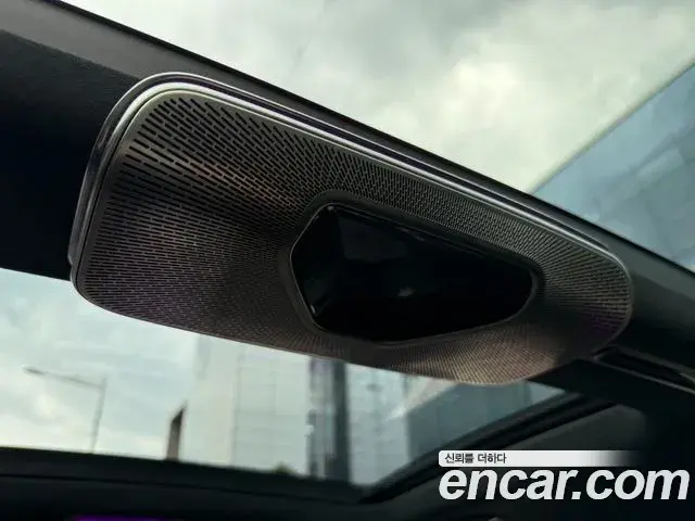 Mercedes-Benz S-Class 2023 — Photo 5/19