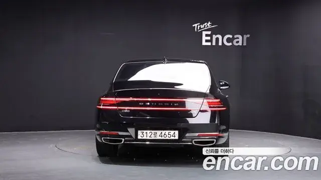 Genesis G90 2022 — Şəkil 1/35
