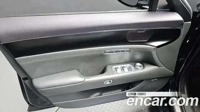 Genesis G90 2022 — Şəkil 31/35