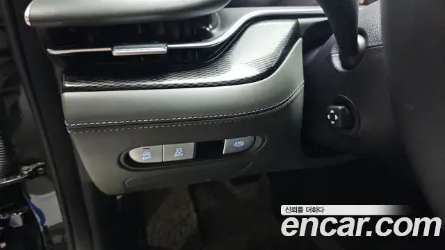 Genesis G90 2022 — Şəkil 34/35