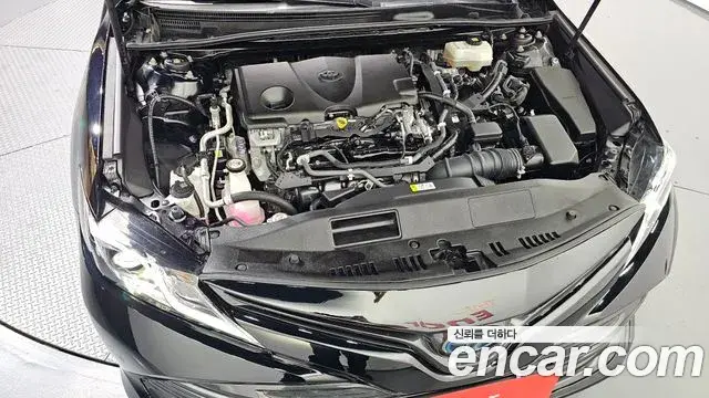 Toyota Camry 2019 — Photo 13/31