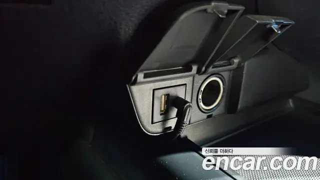Toyota Camry 2019 — Photo 29/31
