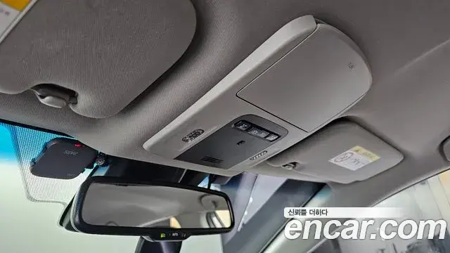 Toyota Camry 2019 — Photo 28/31
