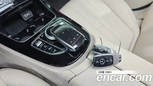 Mercedes-Benz E-Class 2019 — ფოტო 26/30