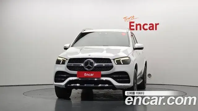 Mercedes-Benz GLE-Class 2019 — Фото 3/20