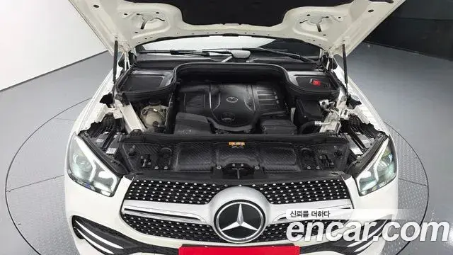 Mercedes-Benz GLE-Class 2019 — Фото 6/20