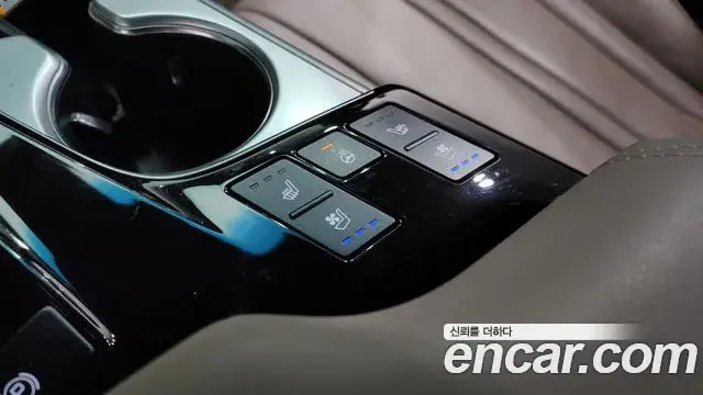 Kia K8 2024 — Şəkil 24/36