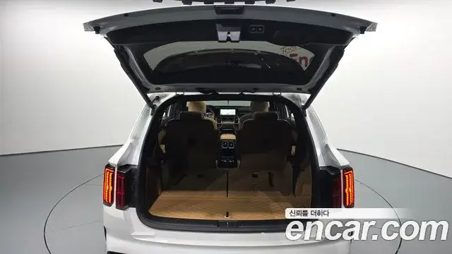 Kia Sorento 2022 — Фото 20/20