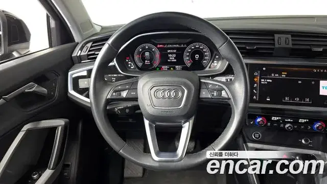 Audi Q3 2023 — Photo 13/20