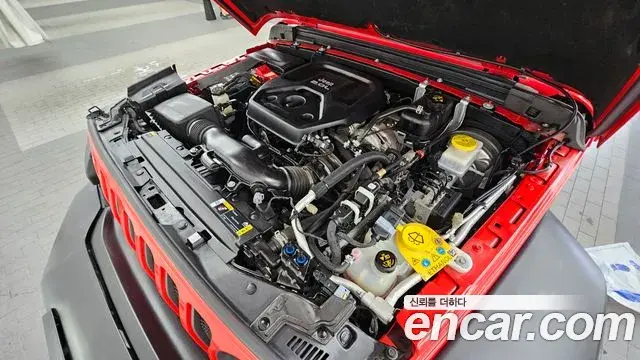 Jeep Wrangler 2022 — ფოტო 14/31