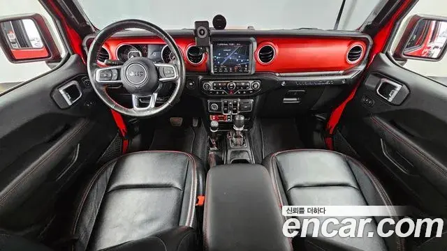 Jeep Wrangler 2022 — ფოტო 9/31
