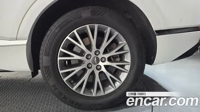 Genesis GV80 2022 — ფოტო 20/34