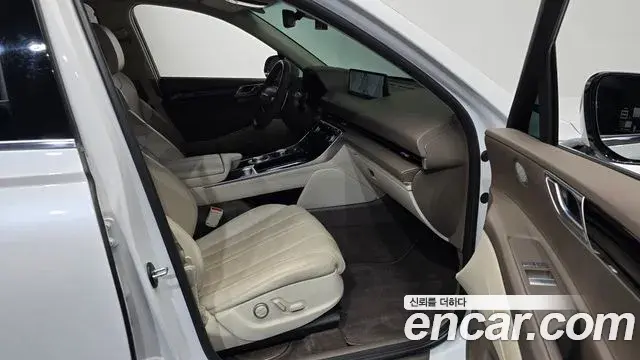 Genesis GV80 2022 — ფოტო 11/34