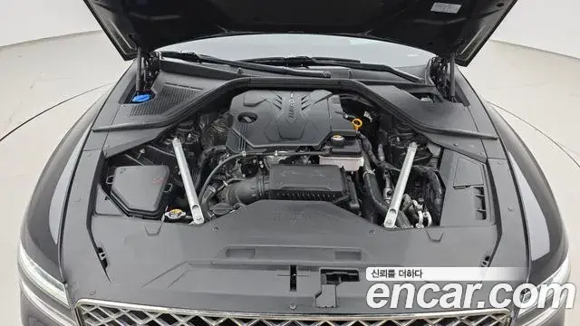 Genesis G80 2022 — Photo 14/20