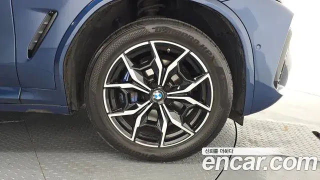 BMW X4 2023 — ფოტო 9/32