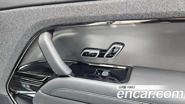 Land Rover Range Rover Sport 2025 — ფოტო 22/33