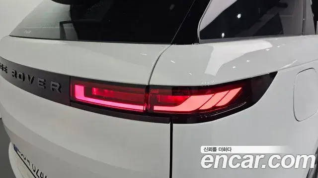 Land Rover Range Rover Sport 2025 — ფოტო 27/33