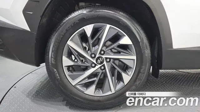 Hyundai Tucson Hybrid 2021 — ფოტო 20/30
