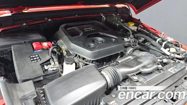 Jeep Wrangler 2020 — Şəkil 16/20