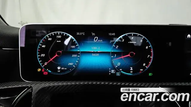 Mercedes-Benz A-Class 2020 — ფოტო 7/20