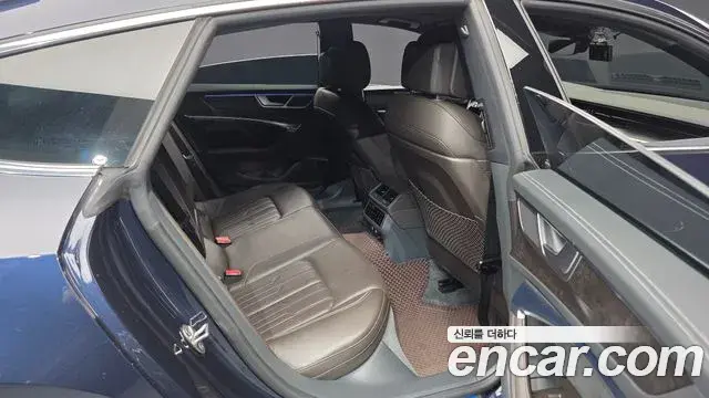 Audi A7 2020 — Photo 13/20