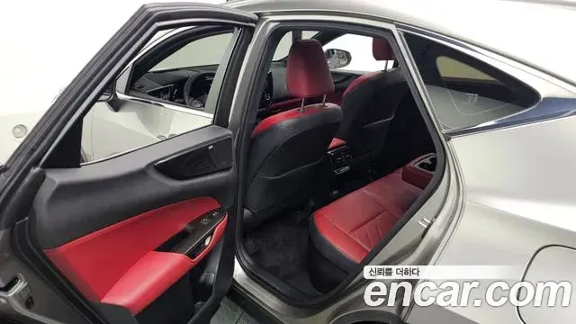 Lexus NX350h 2024 — ფოტო 27/33