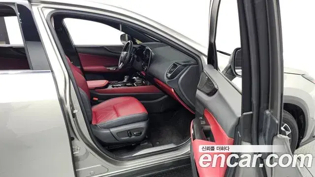 Lexus NX350h 2024 — ფოტო 13/33