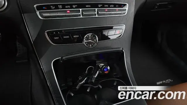 Mercedes-Benz C-Class 2018 — Photo 14/30