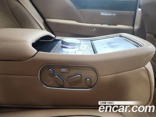 Genesis G90 2024 — ფოტო 12/20