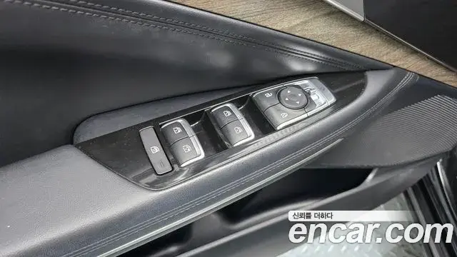 Kia K8 2022 — Şəkil 28/31