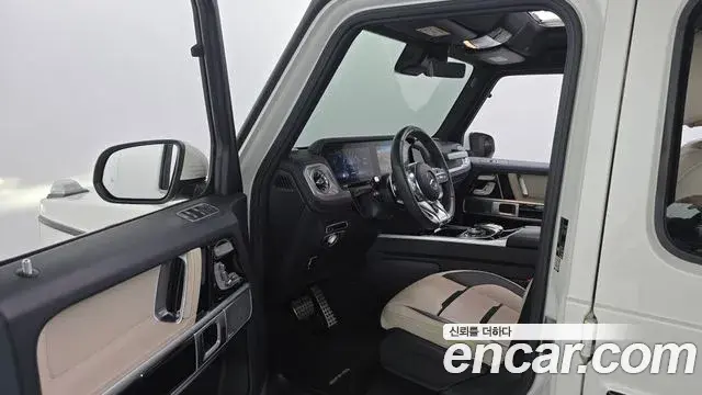 Mercedes-Benz G-Class 2020 — Фото 10/20