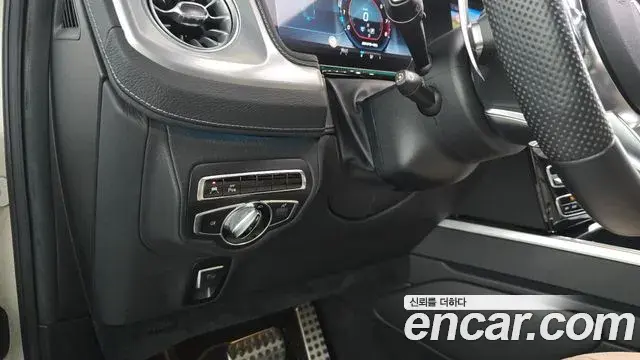 Mercedes-Benz G-Class 2020 — ფოტო 31/31