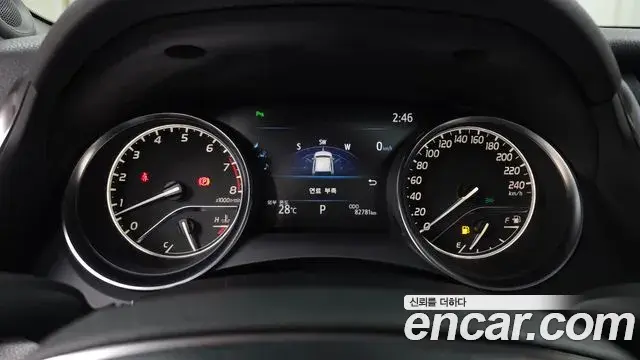 Toyota Camry 2019 — ფოტო 5/20